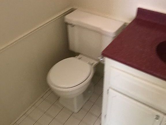 2nd image of 2024 Melrose Dr