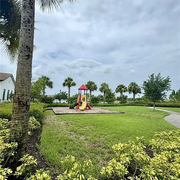 5226 Karlia Dr — Photo 41