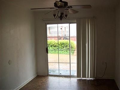 3rd image of 6232 San Martin St
