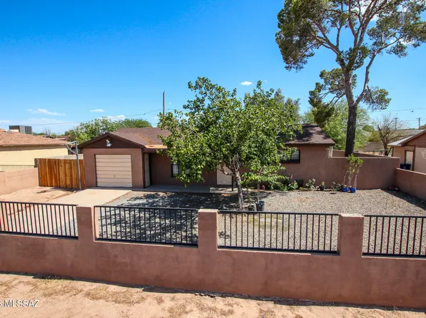 941 W Calle Medina, Tucson, AZ 85756