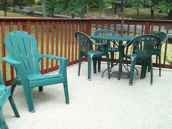 2nd Floor Deck and Entrance