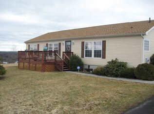 108 Savitz Rd, Hamlin, PA 18427