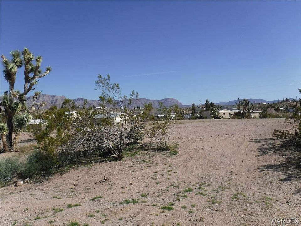 1st image of 470 W Bradley Bay Dr