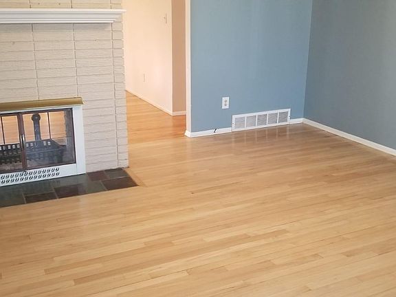 2nd image of 28929 James Dr