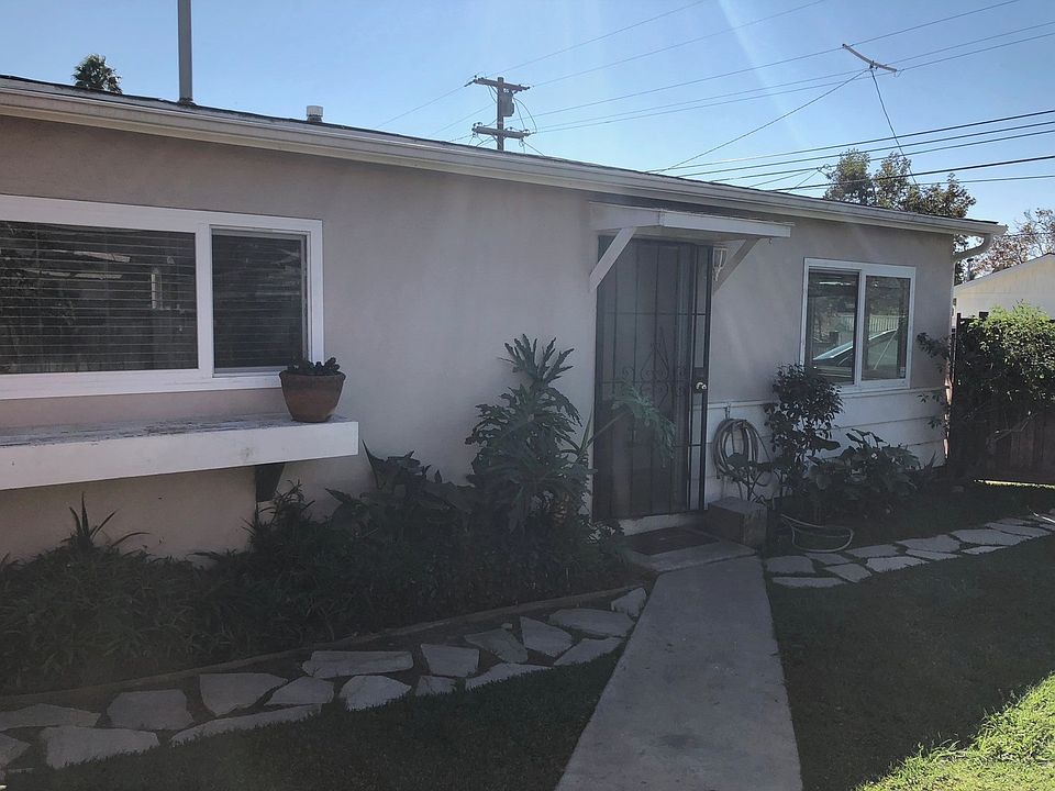 1st image of 3028 Vancouver Ave #3030