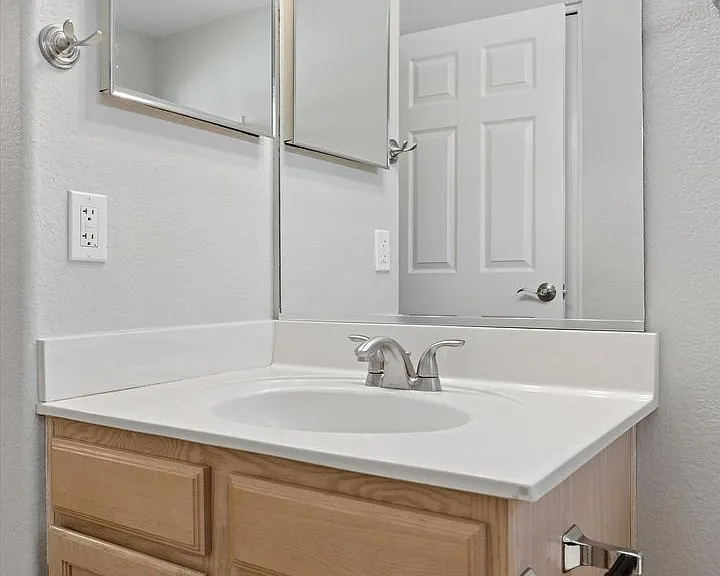 5936 E Phelps Rd — Photo 30