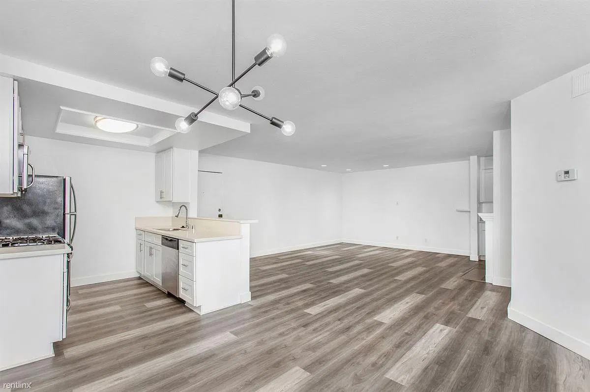 Sierra Crest Apartments — Photo 4