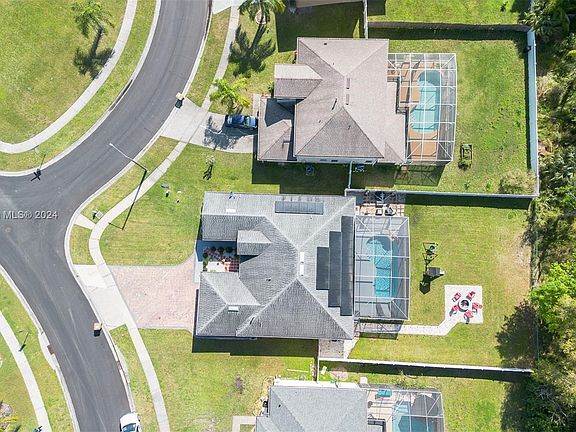 5th image of 5334 Coral Vine Ln