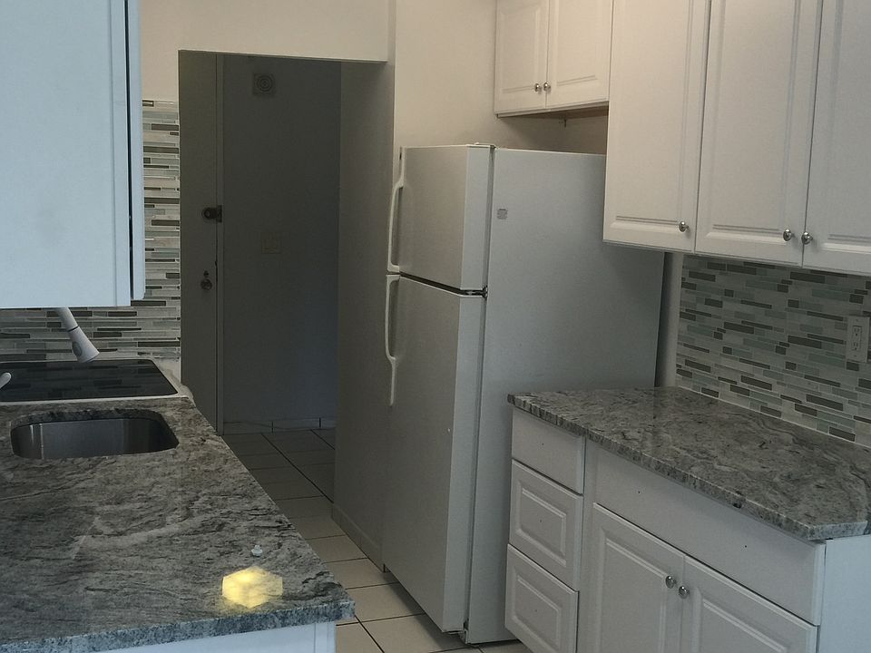 1st image of 300 Winston Dr APT 612
