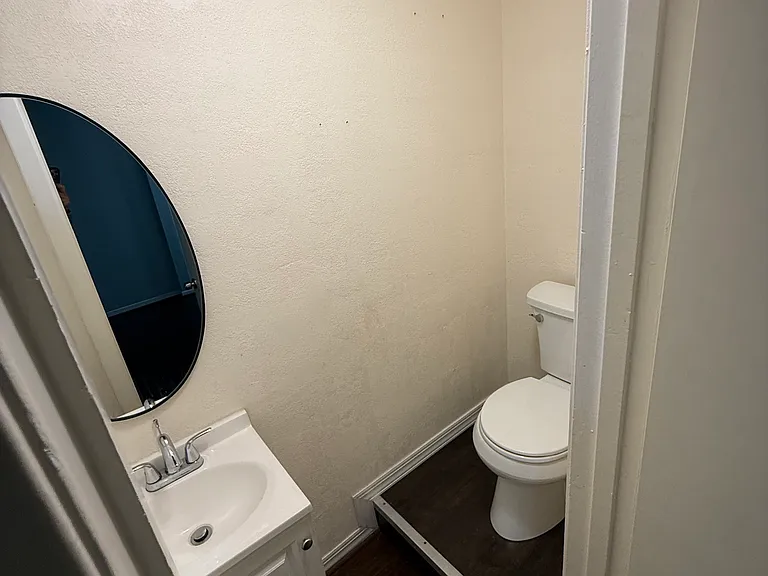 2720 Martin St — Photo 19