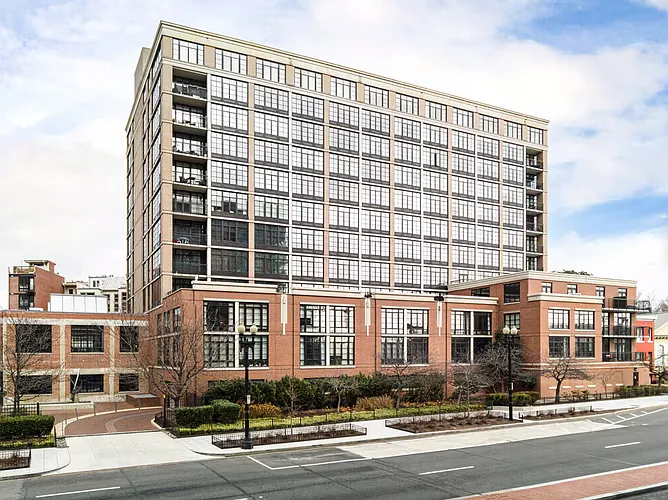 437 New York Ave NW