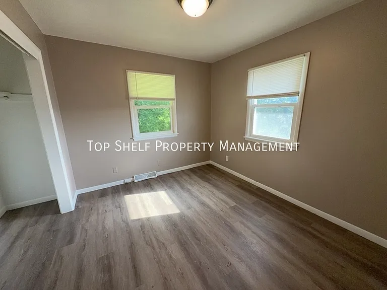 2425 Welbeck Rd — Photo 7