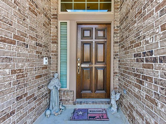 4th image of 19011 Balcones Pine St