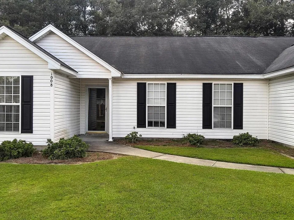 1008 Longview Dr
