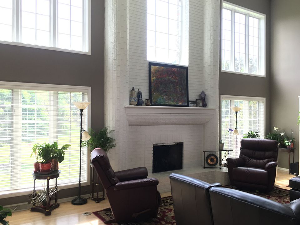 1st image of 6322 Glenstone Dr SE