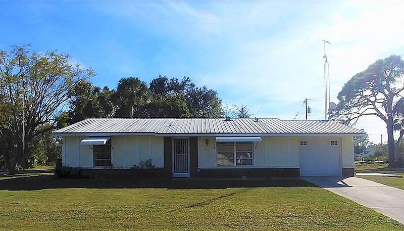 1st image of 17381 Holmes Ave