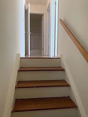 2nd image of 1309A Clinton Ave APT 1