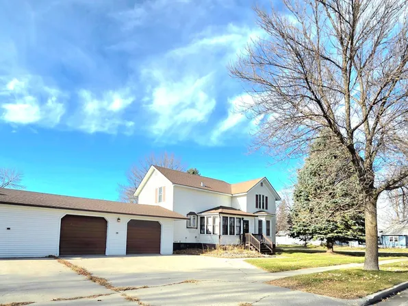 109 3rd St E, Ada, MN 56510