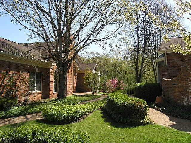 1st image of 746 Fairfield Lake Dr