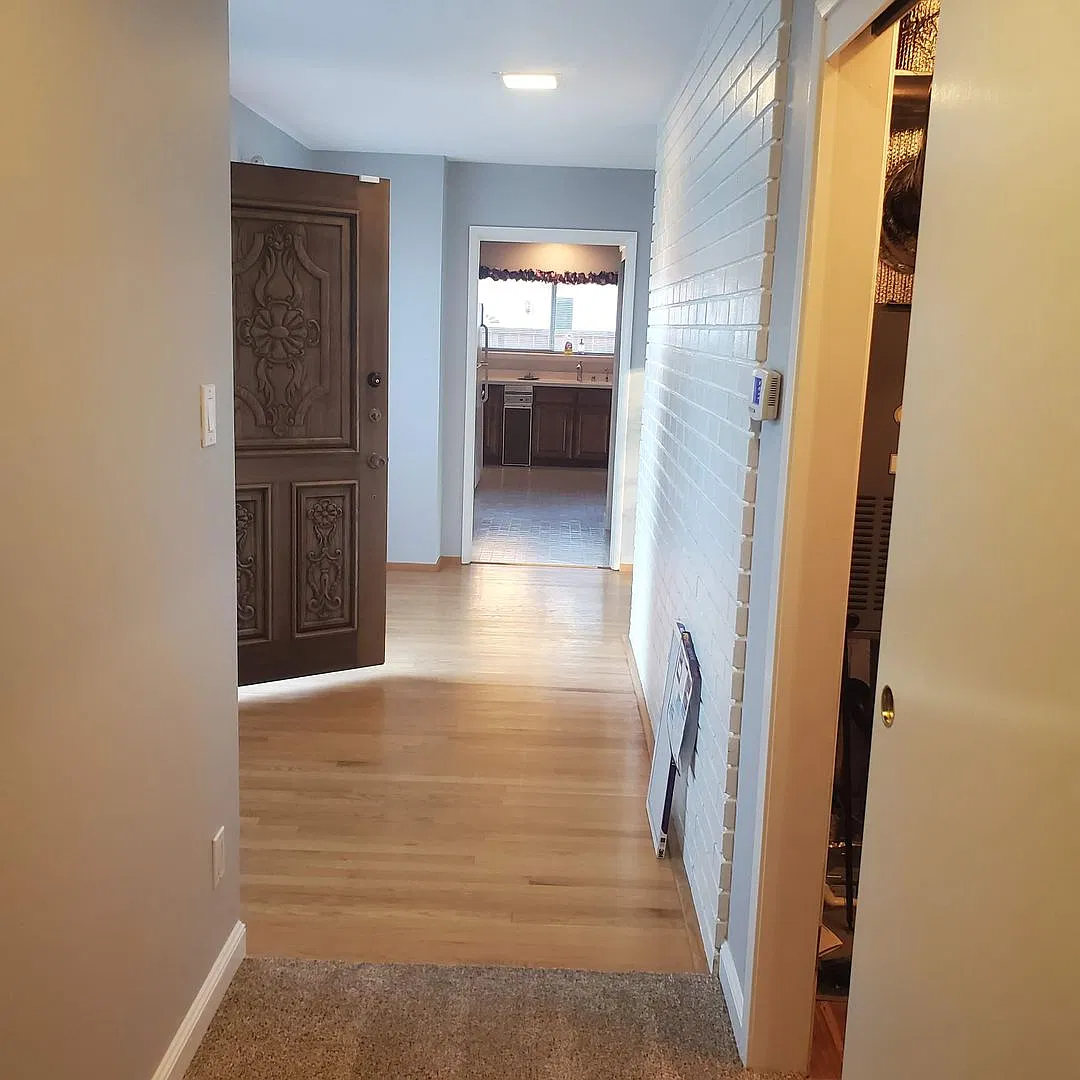 Classic 4/2 charmer in Martinez Virginia Hills Neighborhood — Photo 4