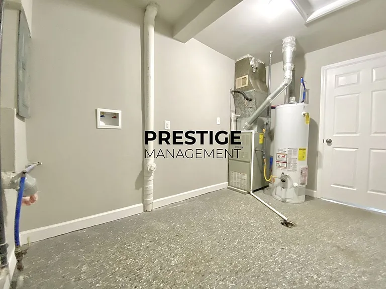 4024 Tyler St — Photo 10