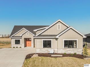 3004 S 209th Ct, Elkhorn, NE 68022