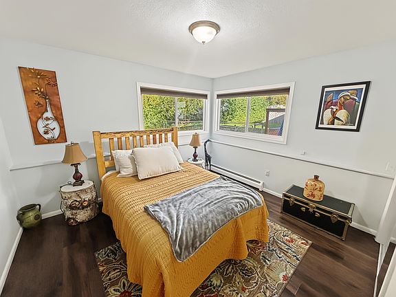 3rd image of 1613 W 15th Ave #1