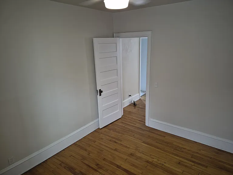 1047 E Gorham St #1 — Photo 12