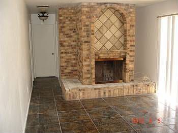 5th image of 18044 Doral Dr