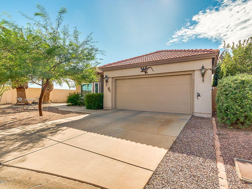 1st image of 26632 S Queen Palm Ct