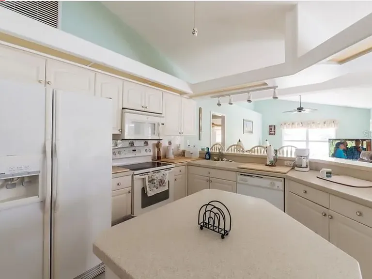 5873 Denison Dr — Photo 4