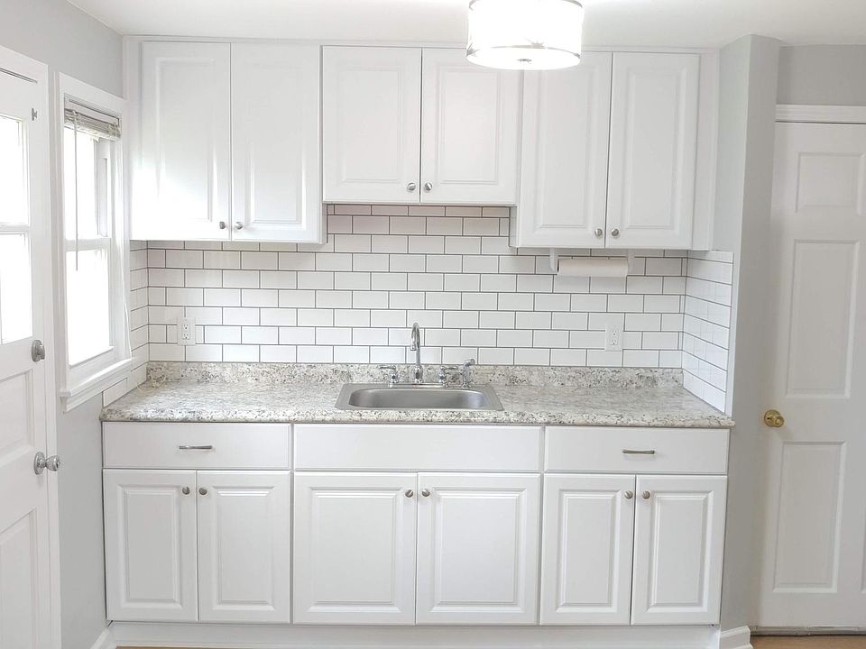 1st image of 123 Kenview Ave