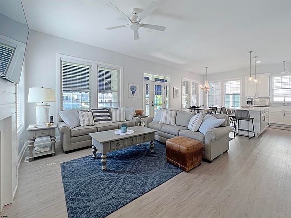 4th image of 2117 Simpson Ave #1