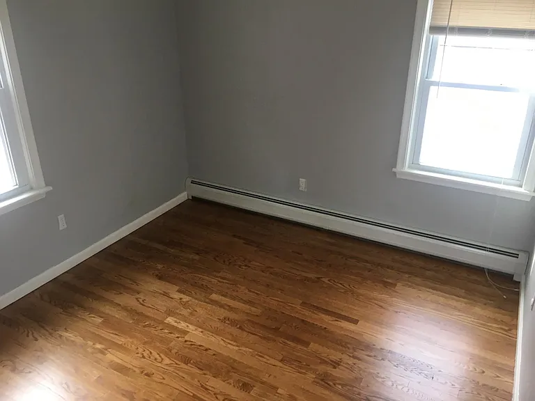291 Hillside Ave — Photo 9