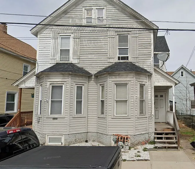 18 Barcelow St — Photo 22