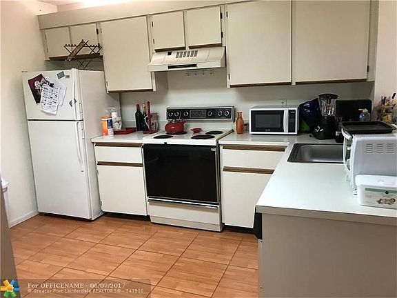 4th image of 10115 W Sunrise Blvd APT 304
