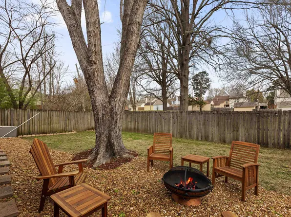382 Booth Ln, Collierville, TN 38017