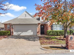 801 W Juneau St, Broken Arrow, OK 74012