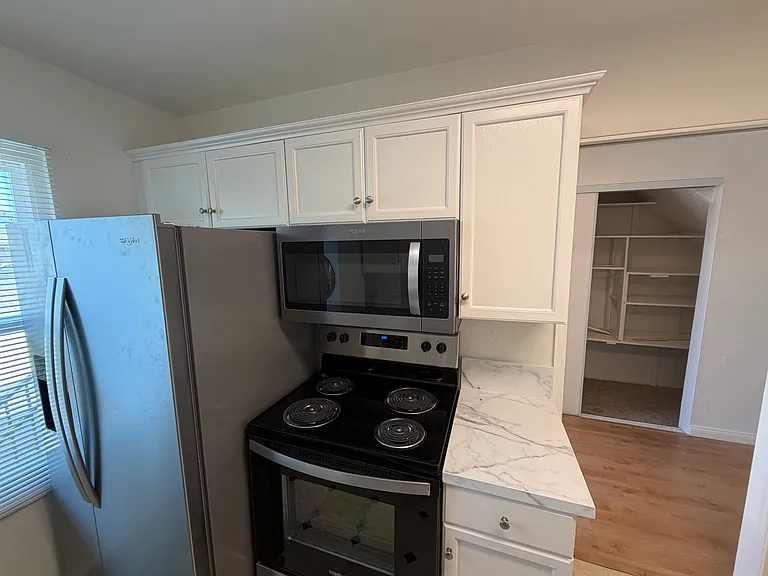 4624 W Point Loma Blvd #9 — Photo 9