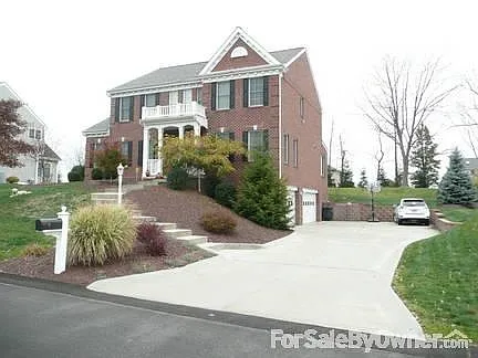 5838 Longview Cir photo 1