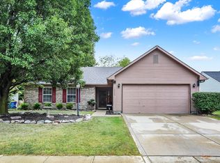 12725 Sovereign Ln, Fishers, IN 46038