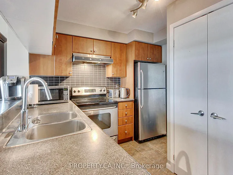 185 Legion Rd N #901 — Photo 8