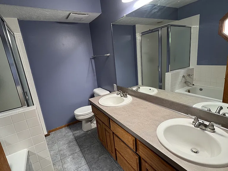 2409 Marilyn Dr — Photo 8