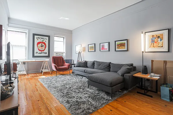 Sold by Compass | media 1