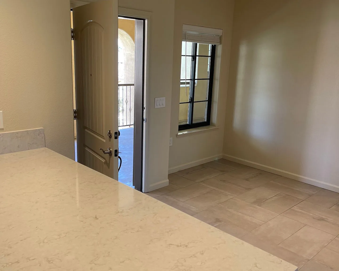 Executive Residential Complex in South Monterey County - 6 Townhomes and 12 Apartment Homes — Photo 1