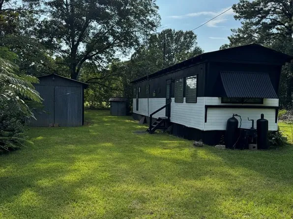 140 Azalea Dr, Jasper, TX 75951