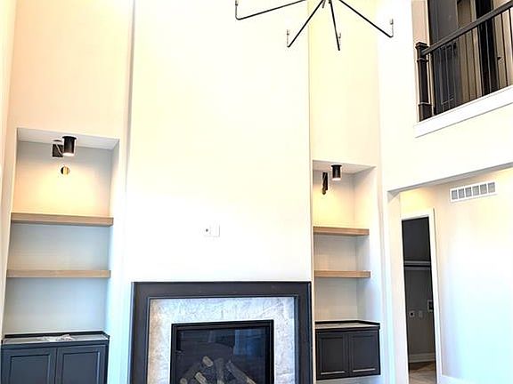 4th image of 16928 Futura St