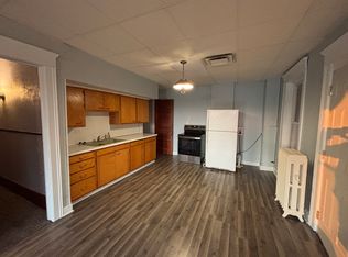 323 W High St #B, Orangeville, IL 61060