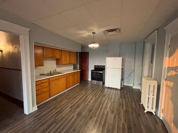 323 W High St #B