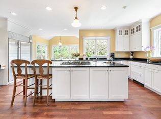 11 Massachusetts Ave, Harvard, MA 01451